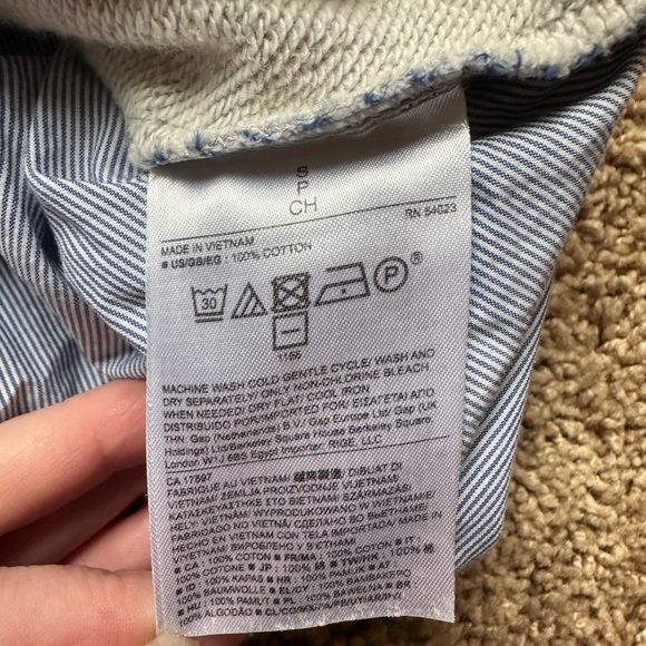 Banana Republic Heather Gray Crewneck Sweater - Picture 3 of 6